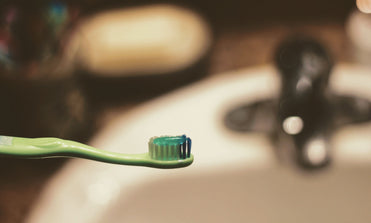 why to avoid fluoride in toothpaste